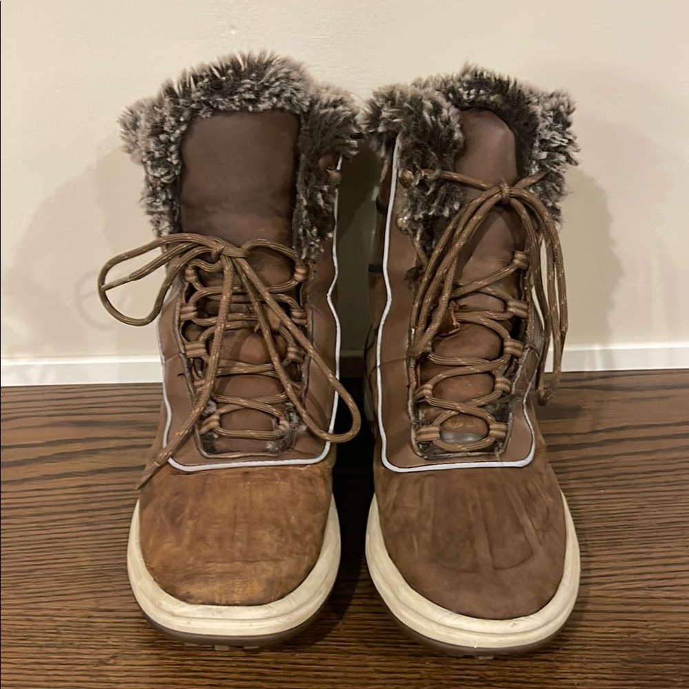 Lands' End Brown Winter Boots- size 9